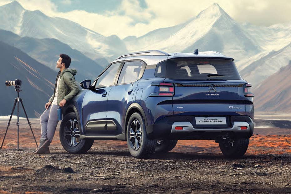 Citroen Aircross rear left view